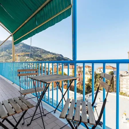 Il Mare In Ogni Stanza, Διαμέρισμα